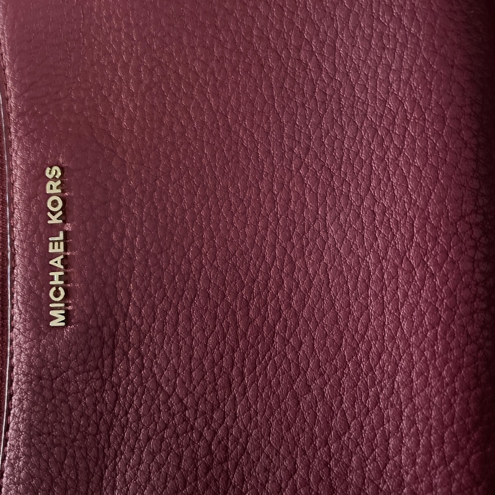 Michael kors purse